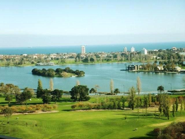 Stunning From Every Angle! Picture 2