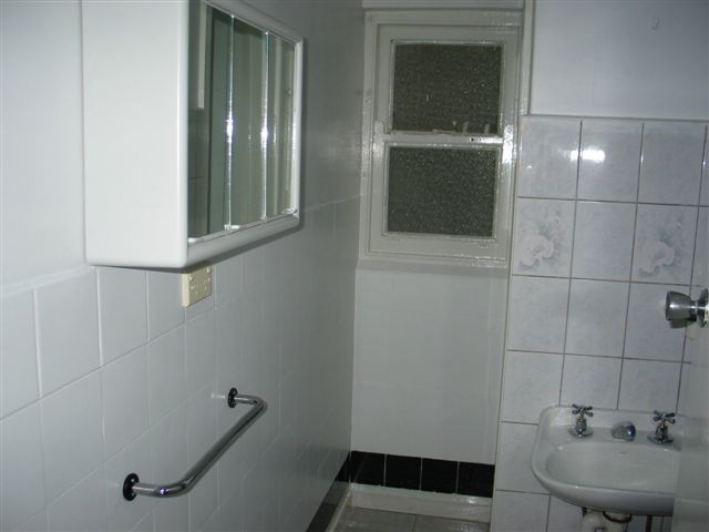 Position Perfect! Picture 3