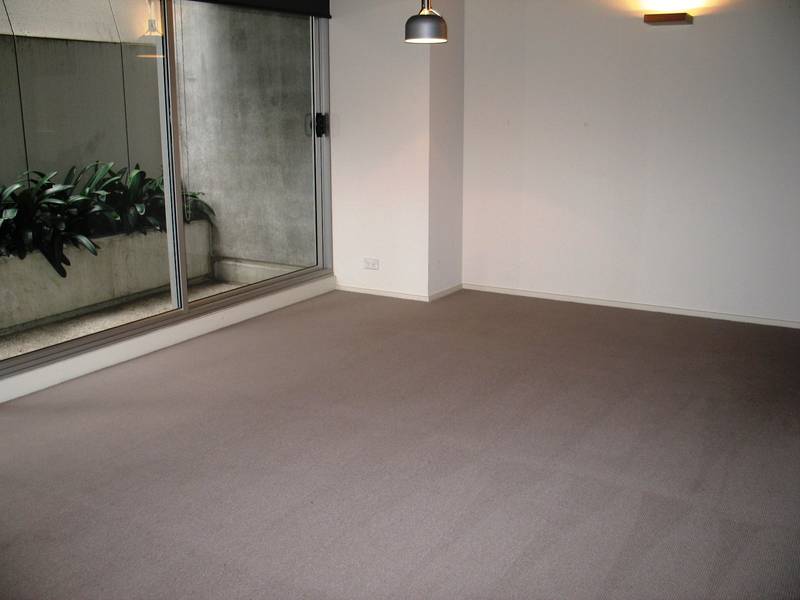 The Essence of Inner City Living Picture 2