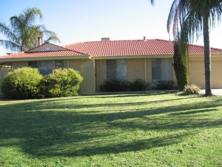 EASY CARE VILLA Picture 1