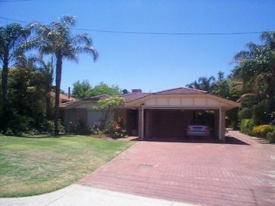 MODERN FRONT STRATA HOME Picture