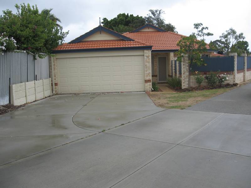 MODERN HOME IN CONVENIENT LOCATION Picture 1