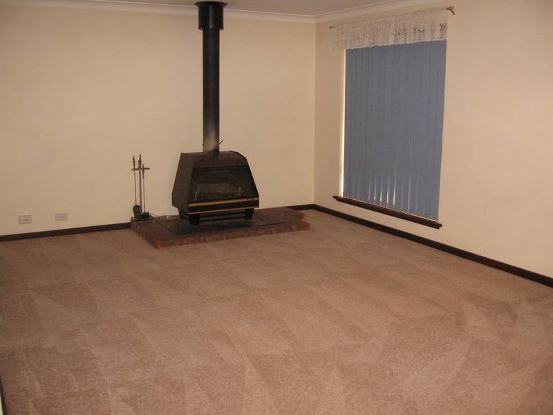 QUIET LOCATION Picture 3