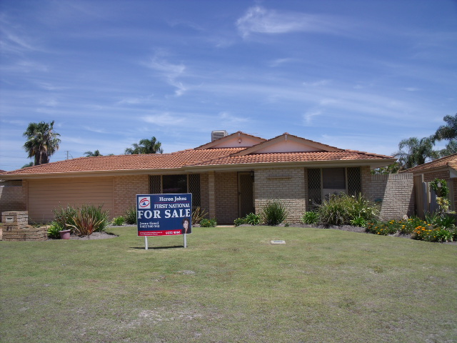 ANOTHER PROPERTY UNDER OFFER BY JENNY GAUCI Picture 1