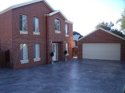 ANOTHER SOLD BY JENNY GAUCI Picture