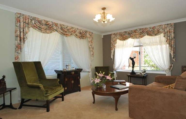 ANOTHER UNDER OFFER BY JENNY GAUCI Picture 2