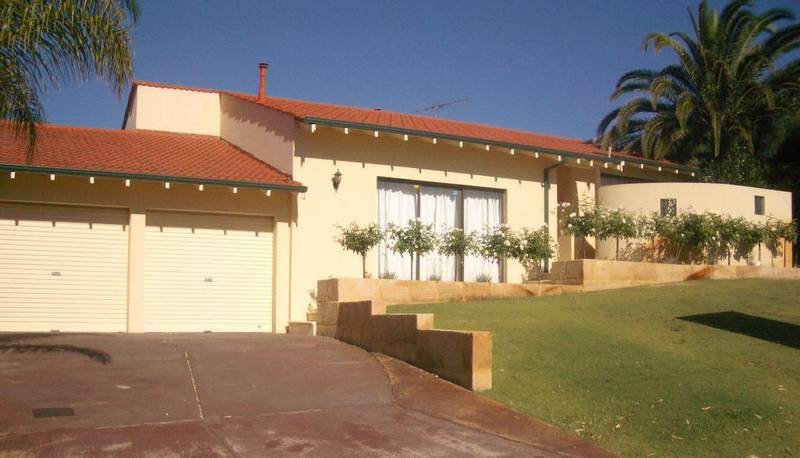 ANOTHER UNDER OFFER BY JENNY GAUCI Picture 1