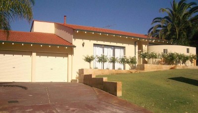 ANOTHER UNDER OFFER BY JENNY GAUCI Picture