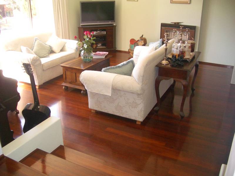 ANOTHER UNDER OFFER BY JENNY GAUCI Picture 2