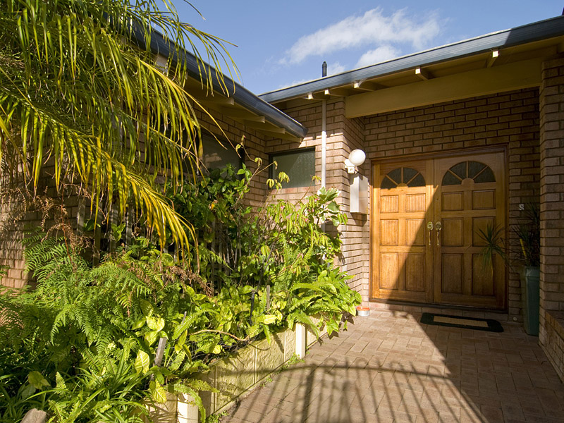 NEAR THE CREST OF THE HILL Picture 2