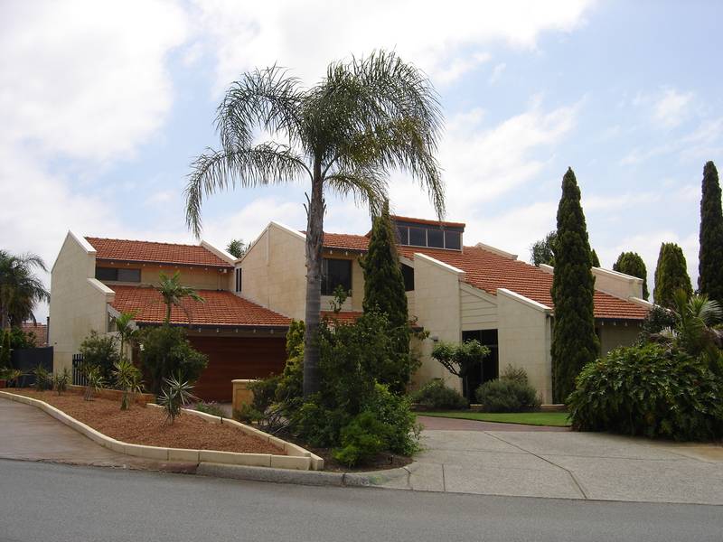 ANOTHER PROPERTY SOLD BY JENNY GAUCI Picture 2