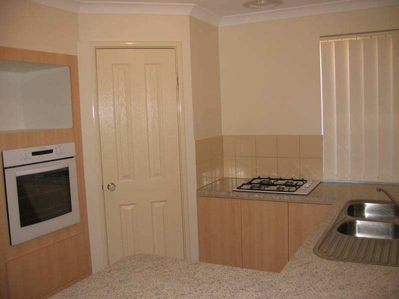 MODERN AND EASY CARE Picture 2