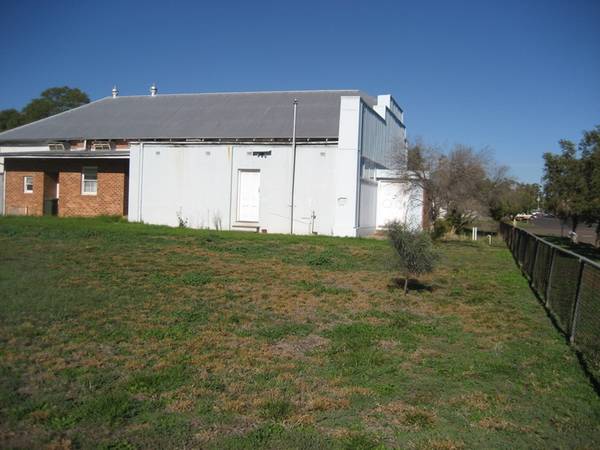 PRIME DOWNTOWN DEVELOPMENT SITE Picture 1