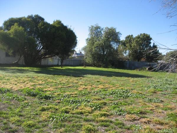 PRIME DOWNTOWN DEVELOPMENT SITE Picture 2