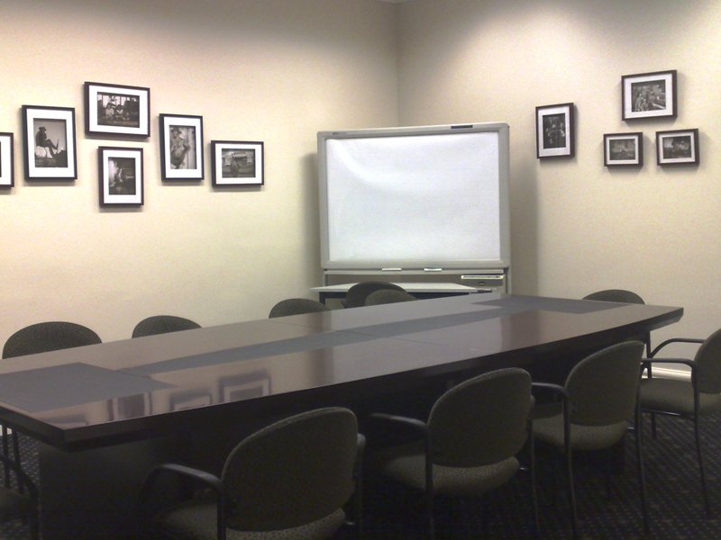 FURNISHED OFFICES Picture 1