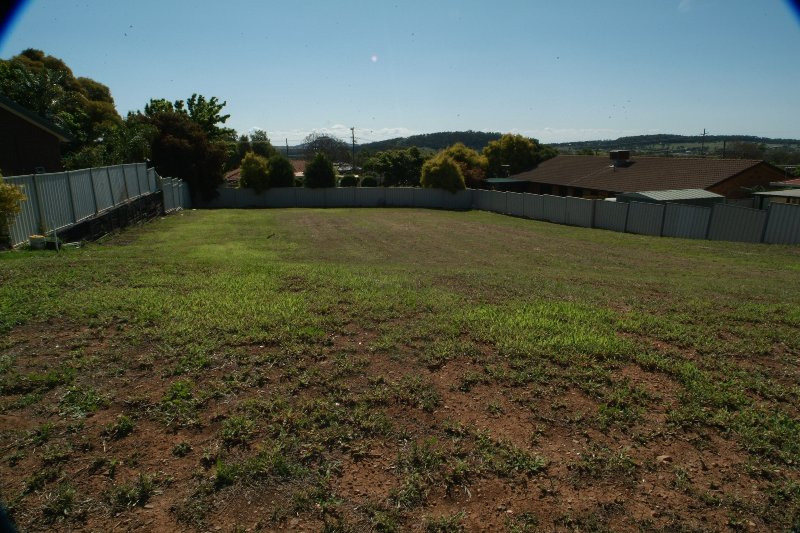 PRIME BUILDING BLOCK IN ESTABLISHED AREA Picture