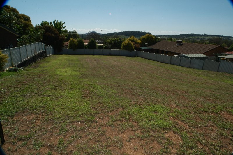 PRIME BUILDING BLOCK IN ESTABLISHED AREA Picture