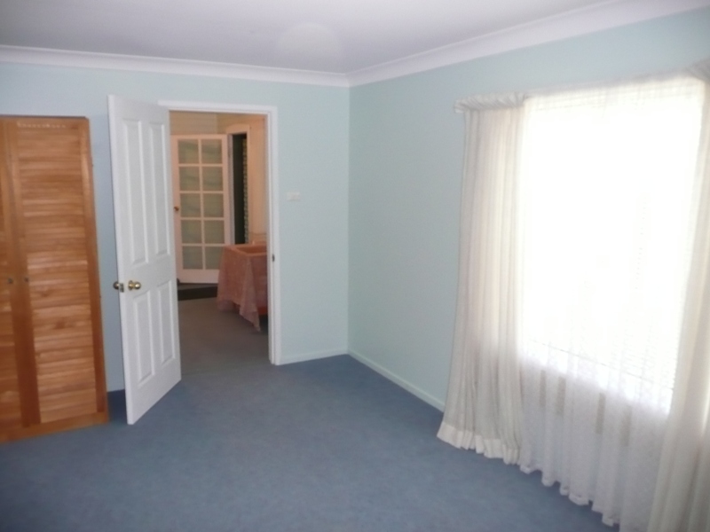 PICTURE PERFECT FAMILY HOME Picture 3