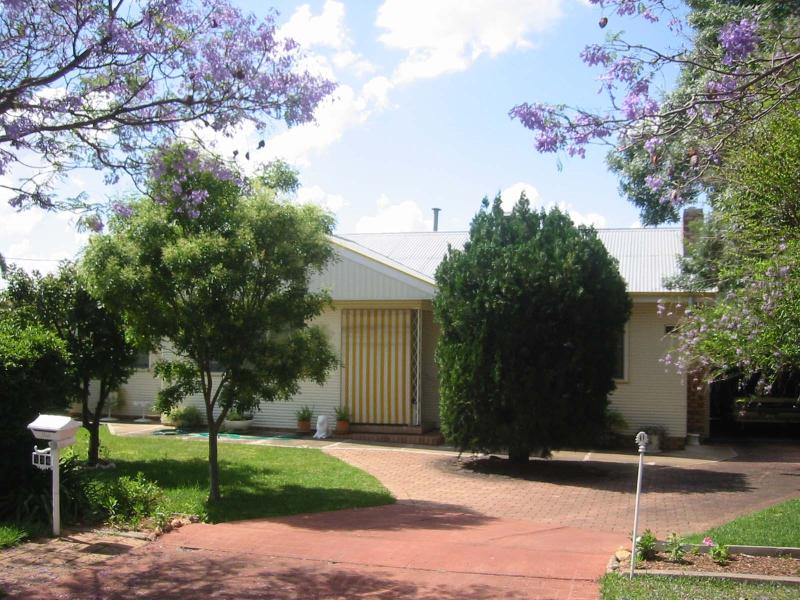 LOCATION, QUALITY AND SPACE Picture