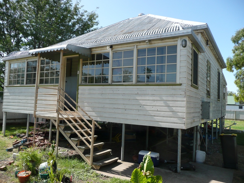 FIRST HOME BUYERS - SIT HIGH & DRY Picture 3