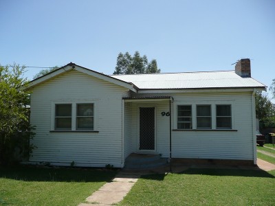 GREAT LOCATION FOR YOUR FAMILY Picture