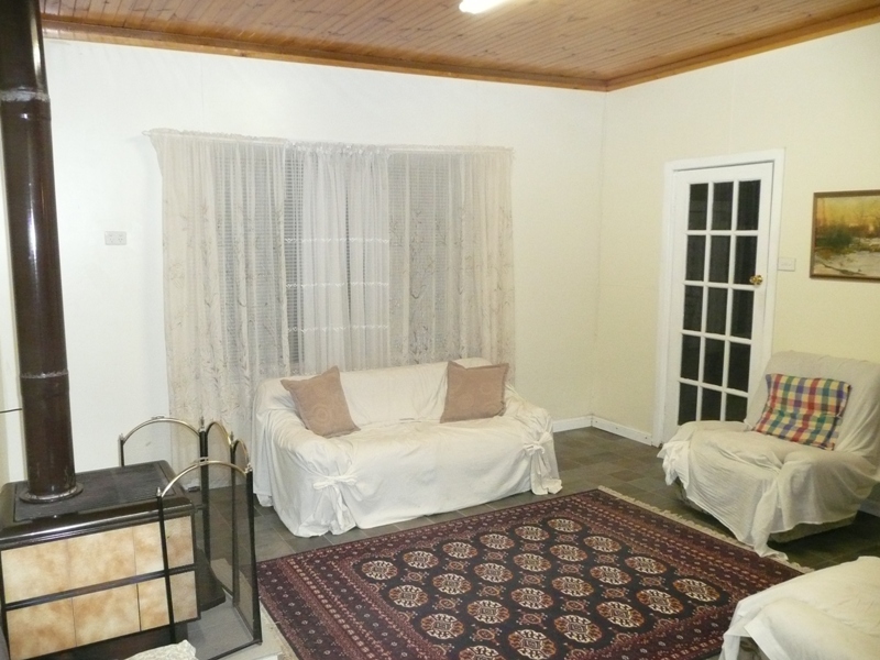 AFFORDABLE BOGGABRI RENOVATED HOUSE Picture 3