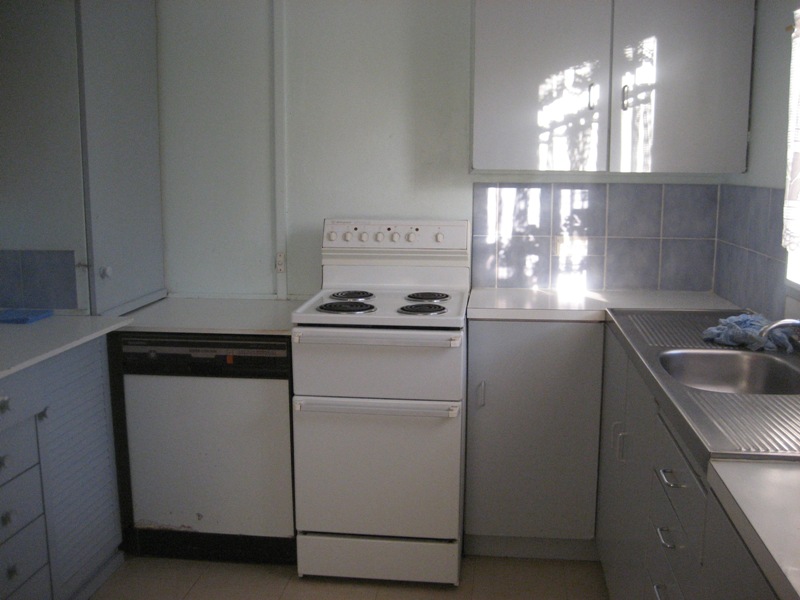 VERANDAH OUT THE FRONT Picture