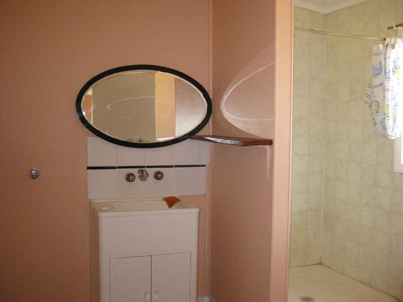 COUNTRY VILLAGE LIFESTYLE Picture 2