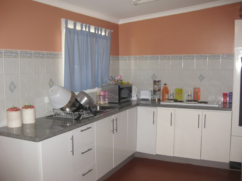 COUNTRY VILLAGE LIFESTYLE Picture 3