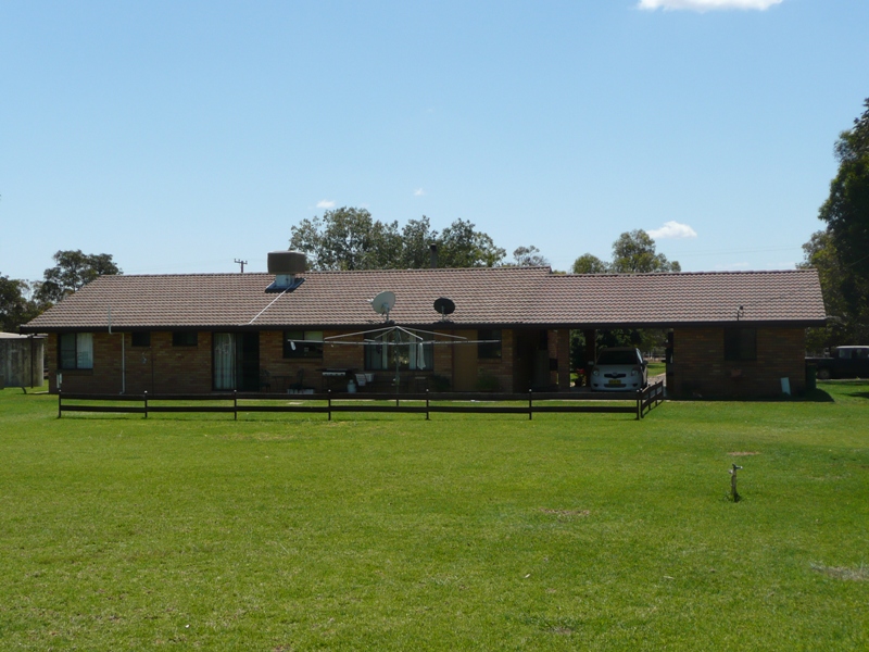 SMALL ACREAGE SERENITY Picture 3