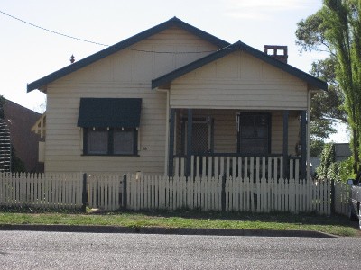 FULLY FURNISHED - CLOSE TO MAIN STREET Picture FULLY FURNISHED - CLOSE TO MAIN STREET Picture