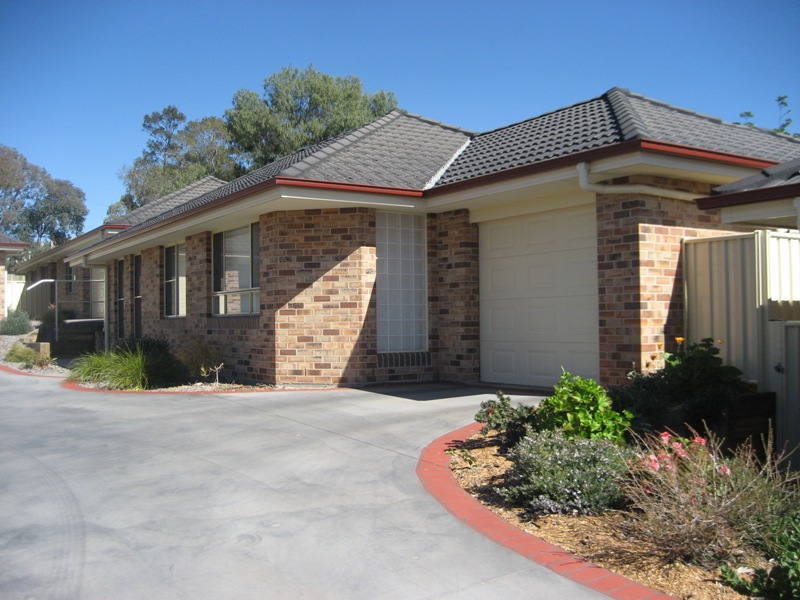 GRACELANDS UNIT Picture 1