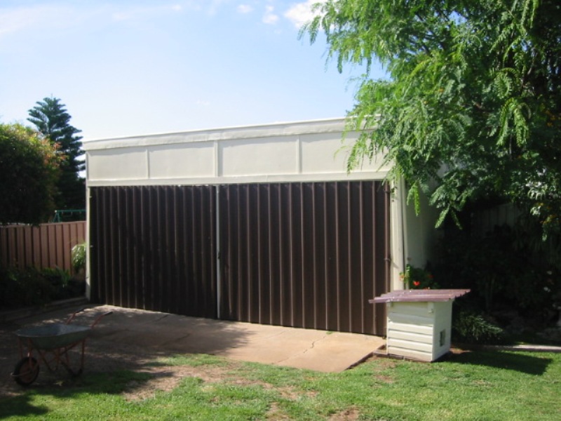 LOCATION & VALUE Picture 3