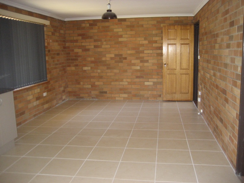 REFURBISHED UNIT Picture 3