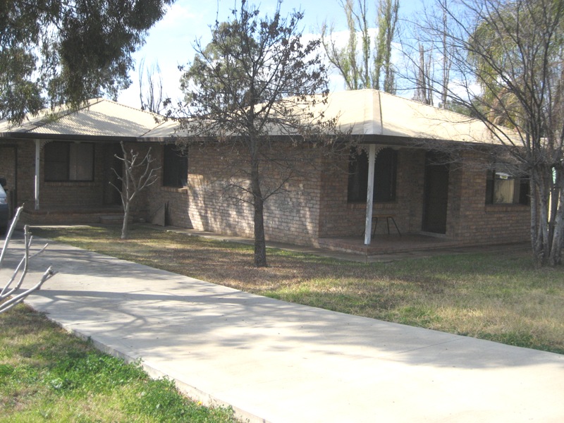 REFURBISHED UNIT Picture 1