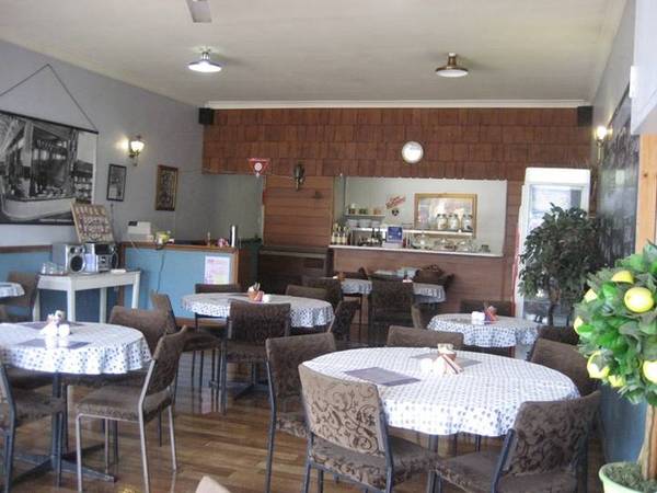 HAPPENING HOSPITALITY Picture 3