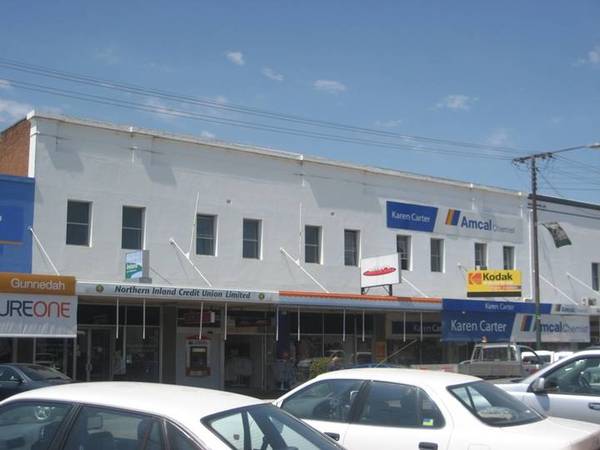 LARGE UPSTAIRS COMMERCIAL PREMISES Picture 1