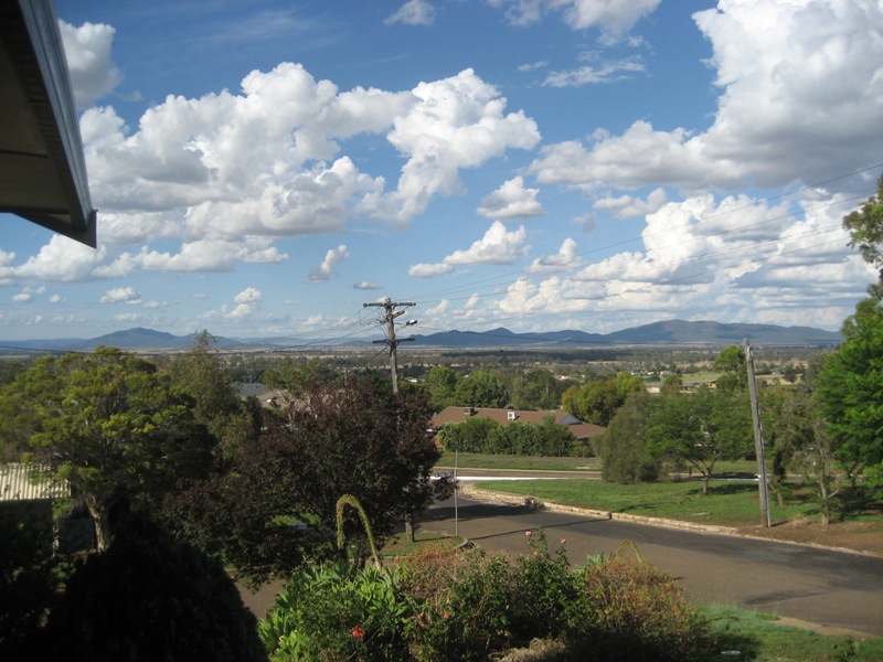 LOCATION, LOCATION, LOCATION Picture 3