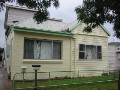 COMFORT & CONVENIENCE Picture