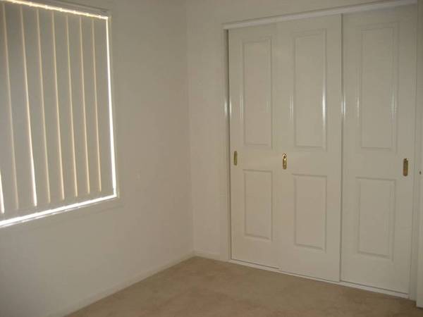 GREAT VALUE - LUXURY LIVING Picture