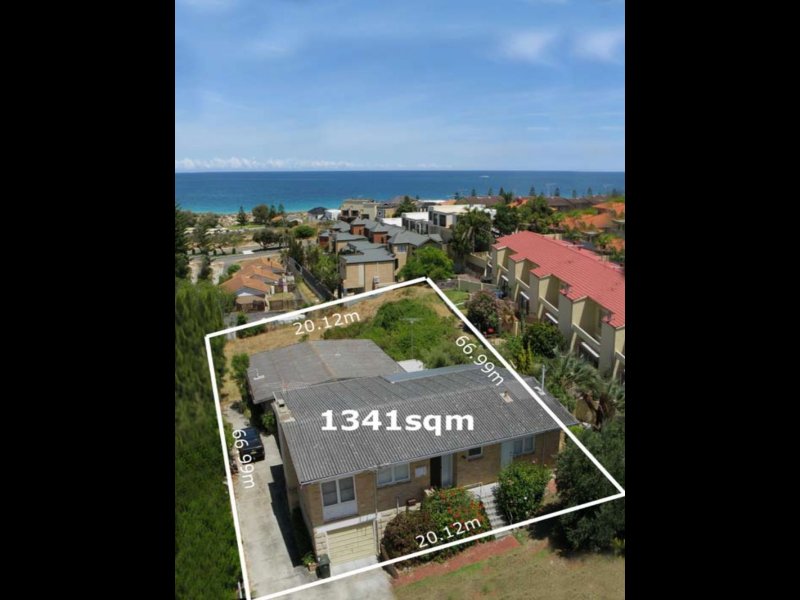 1341SQM WITH 2 HOMES Picture 2