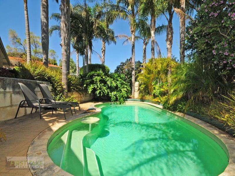 STYLISH LIVING FOR THE ENTERTAINER Picture 2