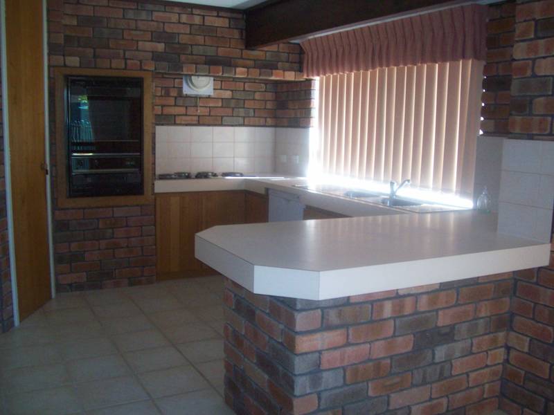 Large family will love this home Picture 3