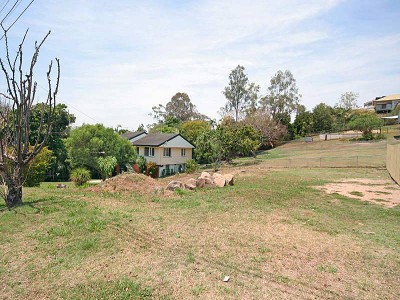 450sqm of Prime Land in Alderley Picture