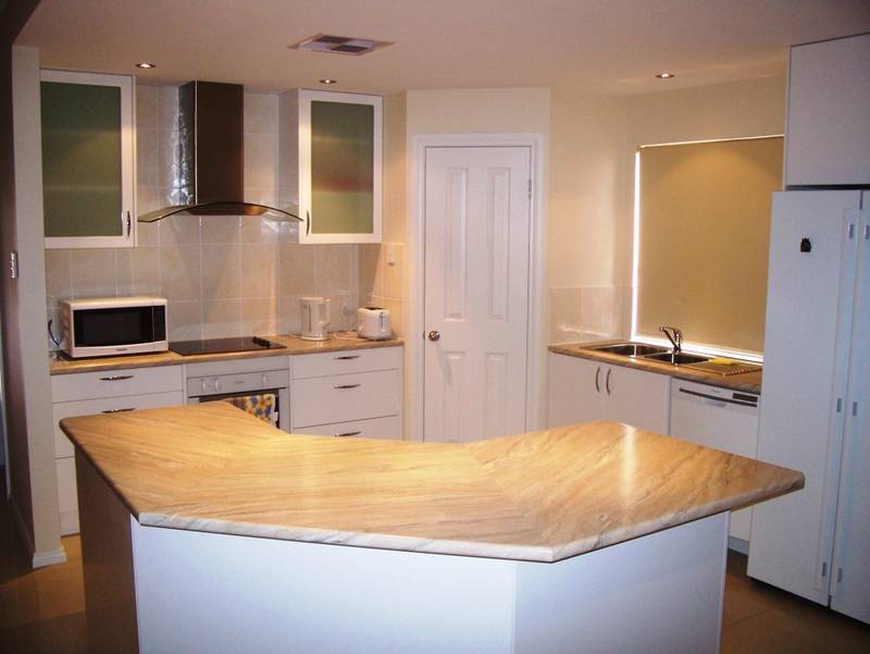 Brand New Home! Fully Furnished Picture 3