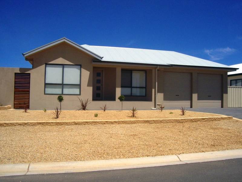 Brand New Home! Fully Furnished Picture 1