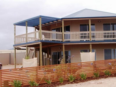 The Pole House - Executive Holidays! Picture