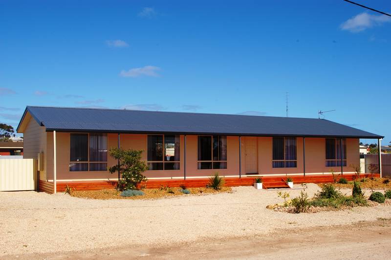 It's Much Bigger Than You Think! Picture 1