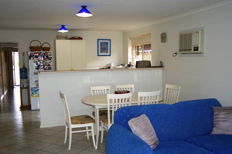 Two Great Homes, One Incredible Price! Picture 3