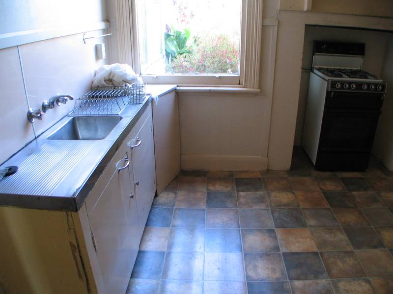 1 Bedroom Unit Picture 2